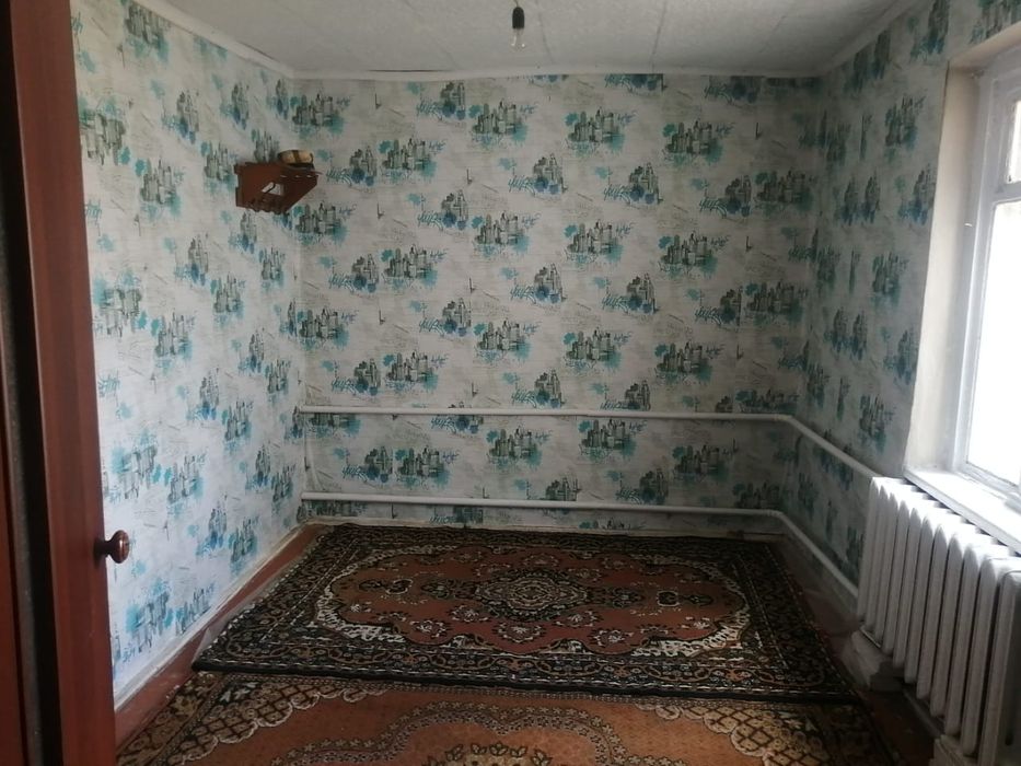 Уй сатылады 4 бөлмелі