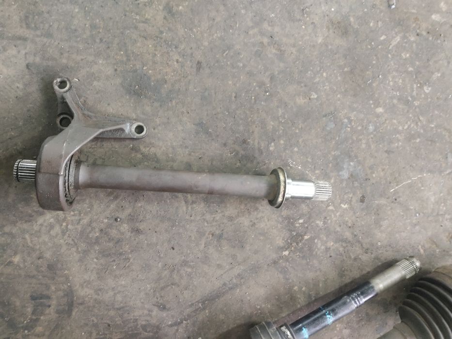 Левый привод в сборе на Хонда срв рд1