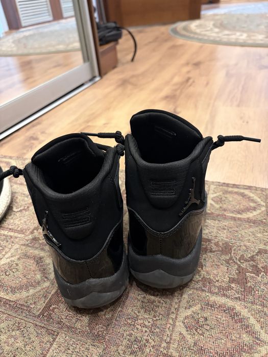 Продам кроссовки Nike 42 размер