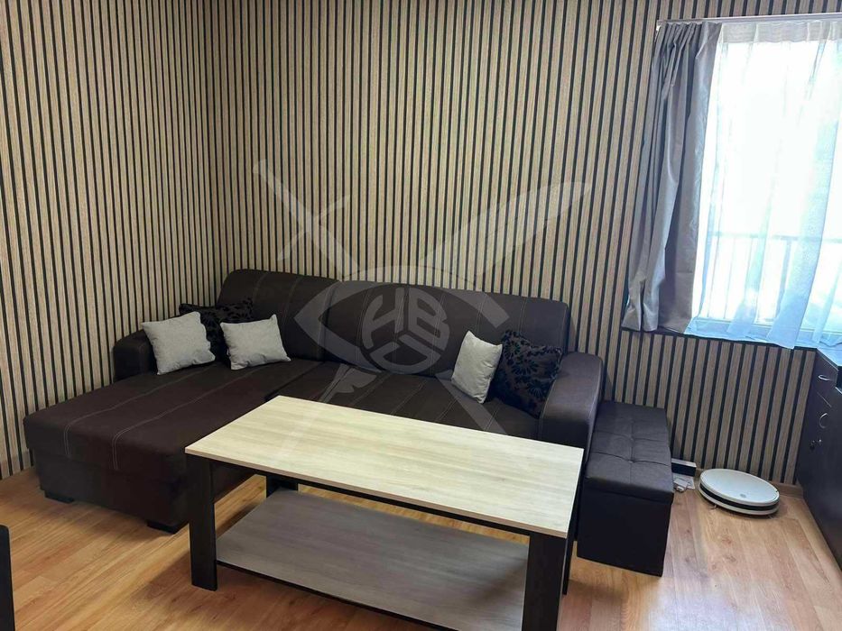 Дава се под наем Двустаен апартамент в Варна, Левски - 65 кв.м за 450 € - Снимка #2