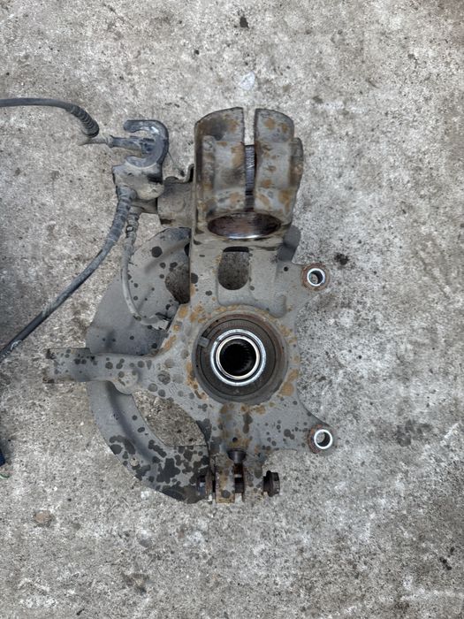 Fuzete fata Renault Megane 4 1.5 dci