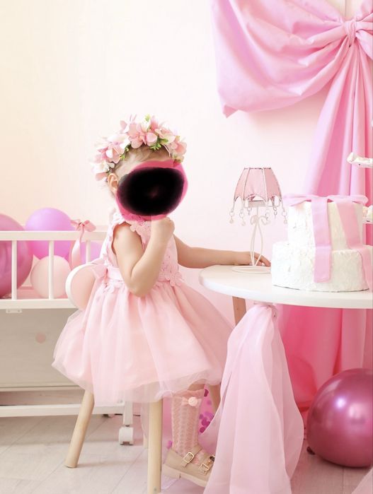 Платье нарядное на девочку