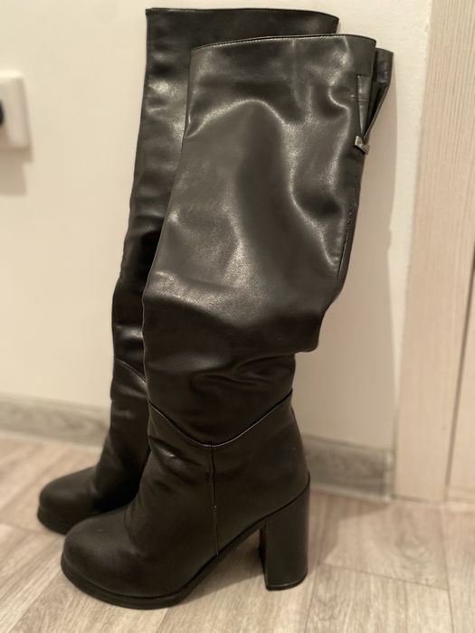 Етік сатамын. Сапоги продается