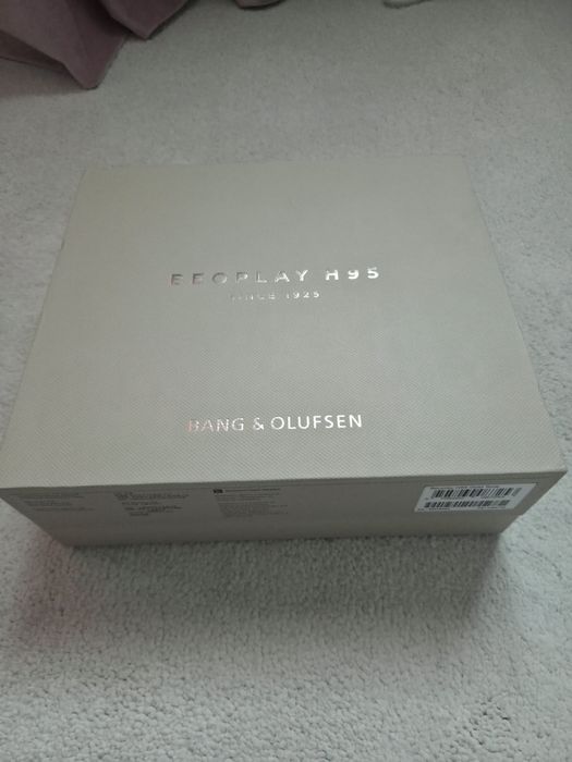 Beoplay H95 Gold Tone