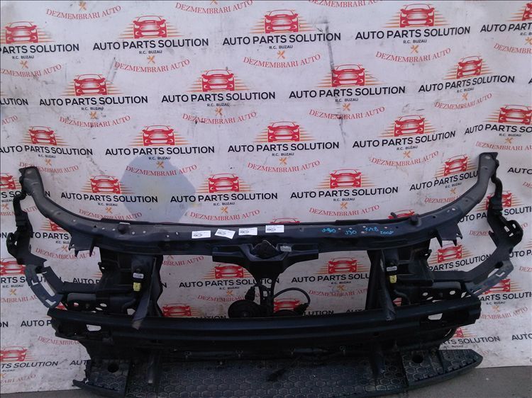 armatura bara fata hyundai i30 1.4b an fabr. 2008