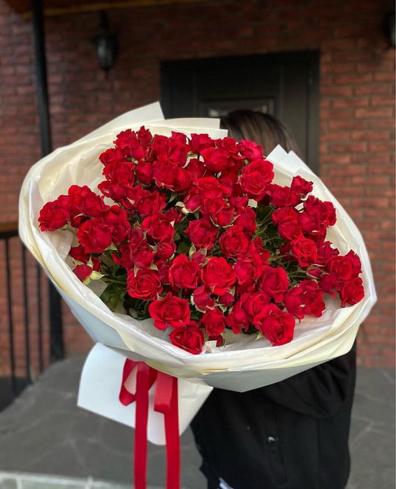 Розы, композиции, пионы, кустовые розы