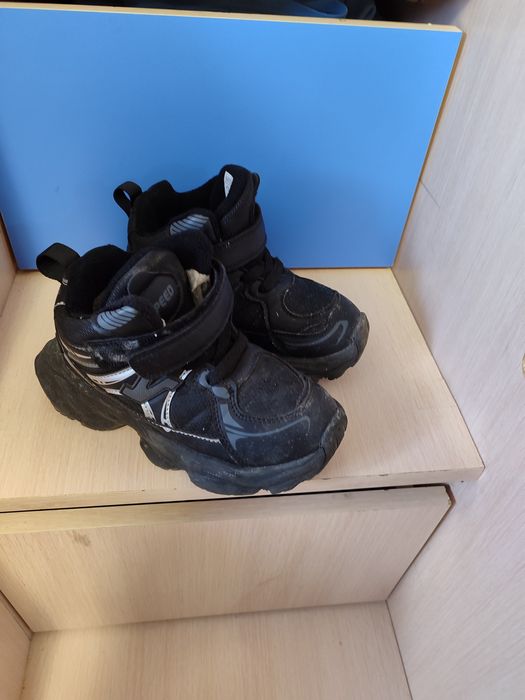 Продам кроссовки!