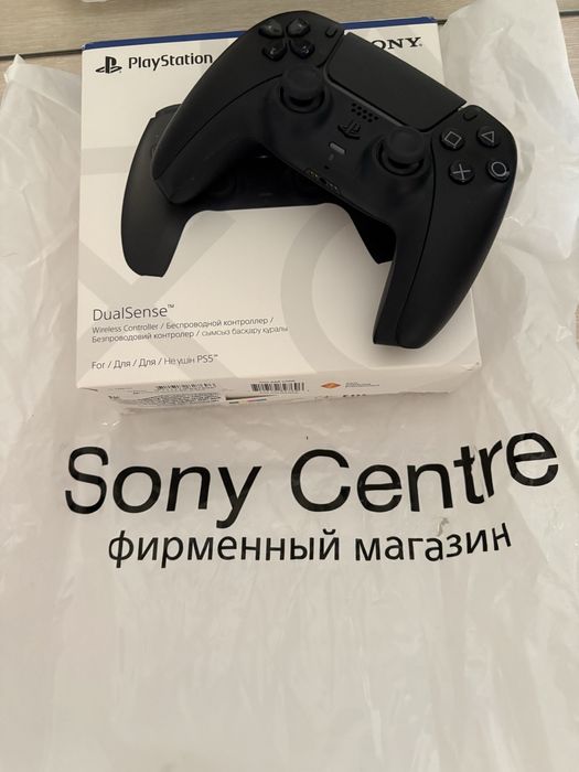 Продам джойстик dualsense