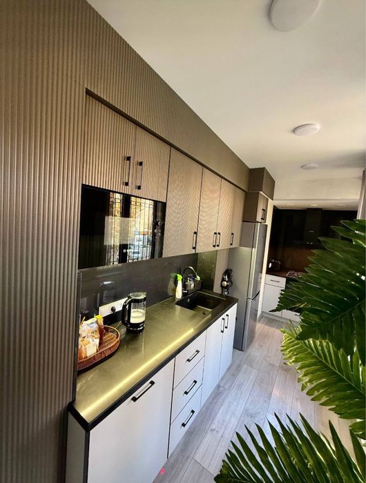 Евро квартира 3/2/4 на: Цум,Ц-7, 110школа