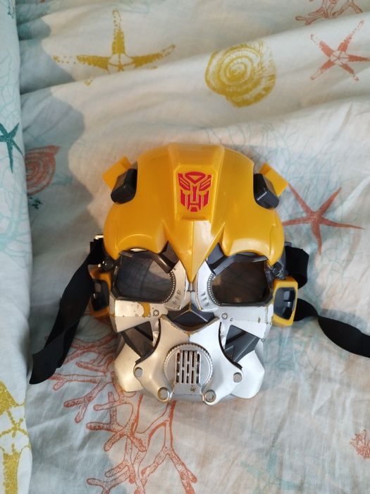 Продавам детска маска на Бъмбълби