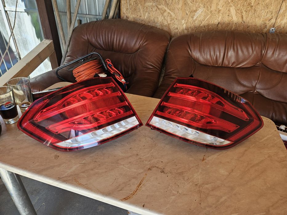 Haion ,stop mercedes w212 facelift cod culoare 040