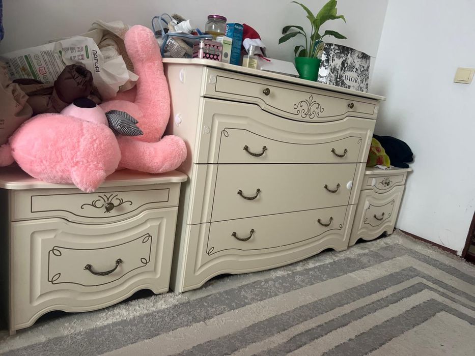 Спальный гарнитур