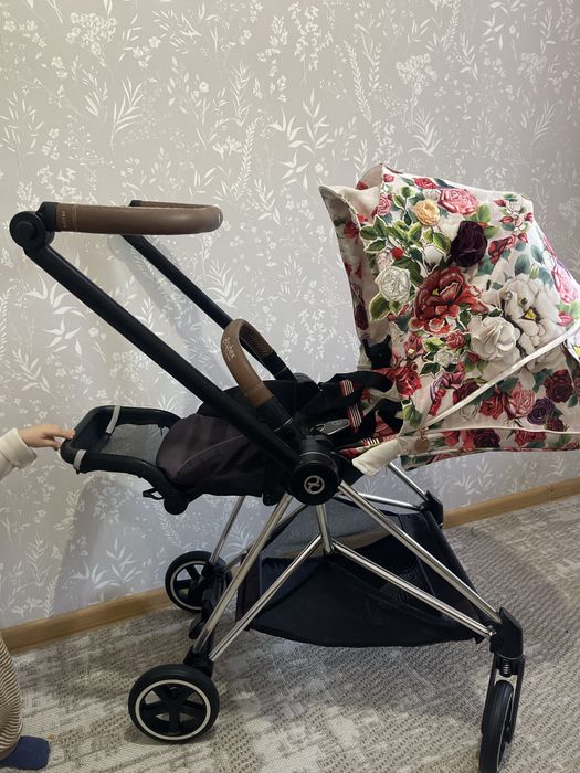 Коляска Cybex mios ( два комплекта чехла)