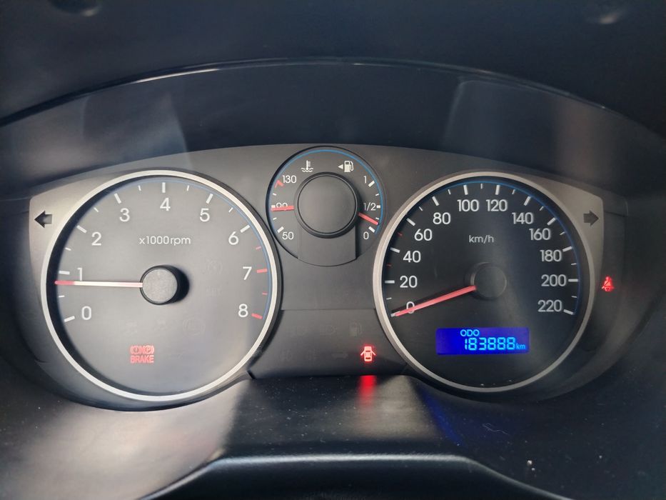 Vând Hyundai i20 1.2 benzină 2011