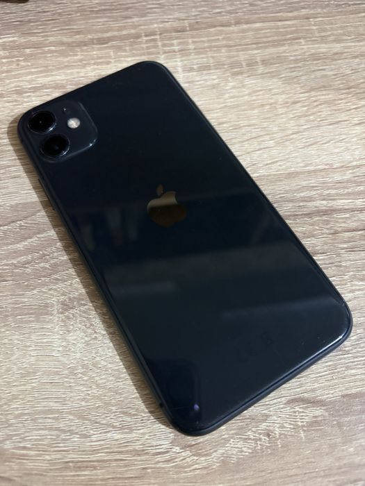 Продаю iPhone 11 - 128 ГБ