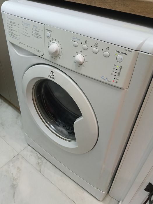 Стиральная машина indesit