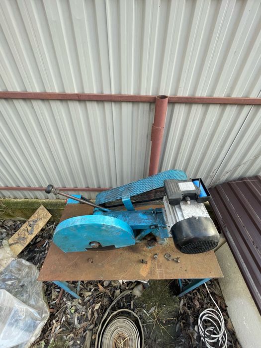 Mașină debitare metal - 220 V