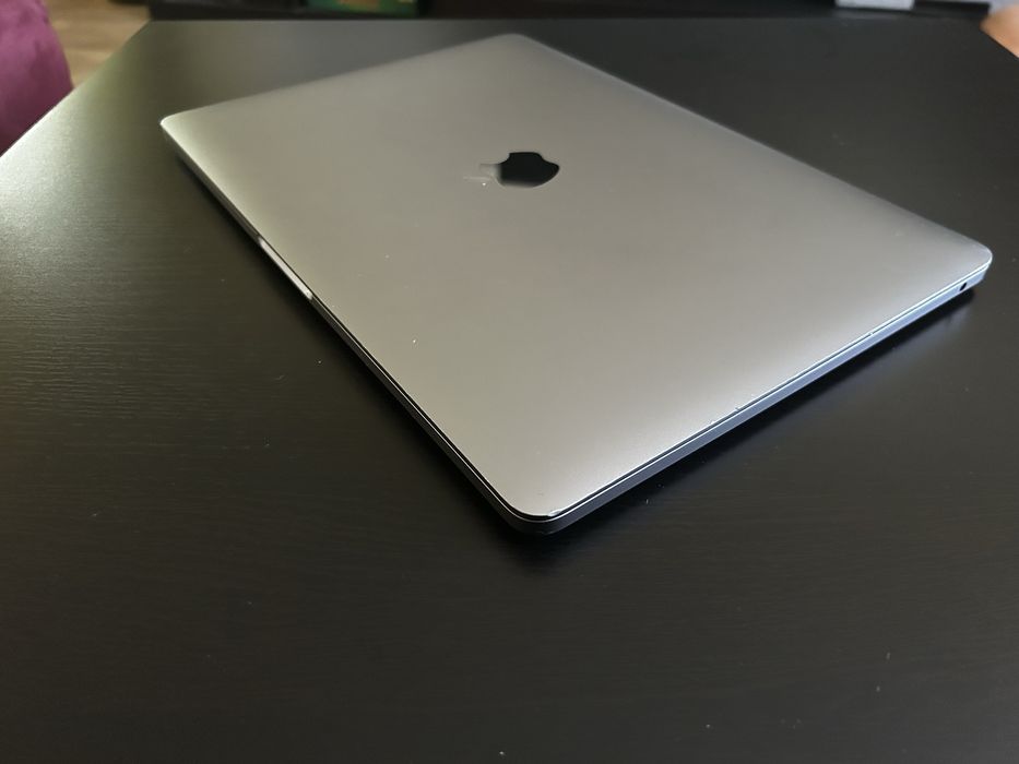 Macbook Pro 13" A 1708 2017 i5 8 GB RAM 128 GB SSD