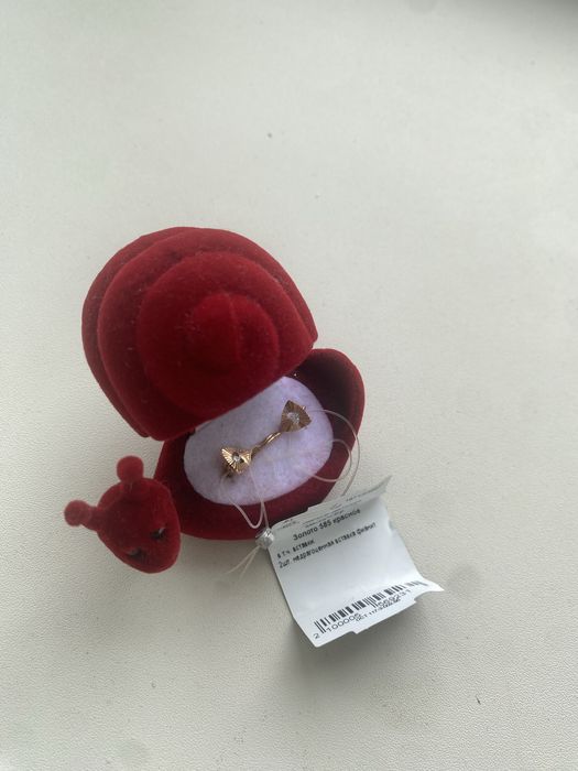 Продам детские золотые сережки