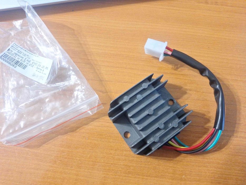 НОВО Реле зареждане , реле регулатор Kymco GY6 125 5 кабела