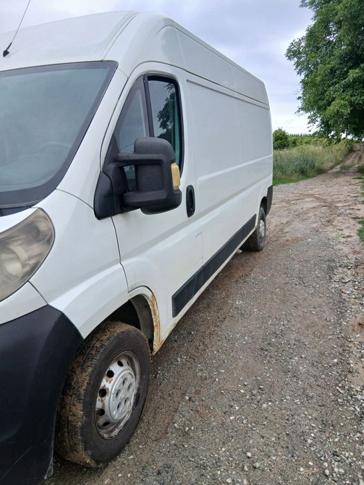 Vând Peugeot boxer