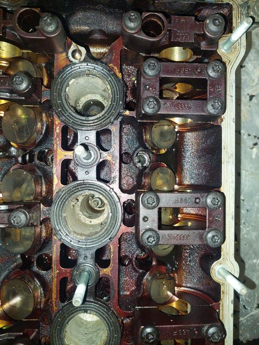 Chiulasa Vw Passat B 5 1.8 ,Audi,cod 058 103 373 D