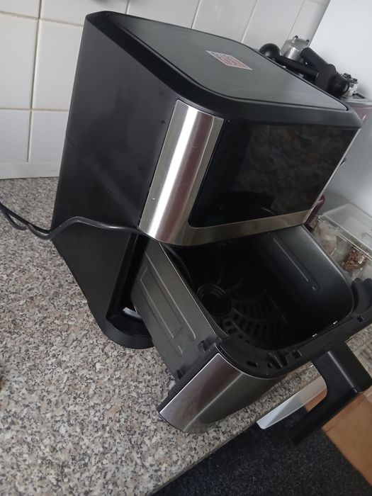Air Fryer (friteuză cu aer cald)