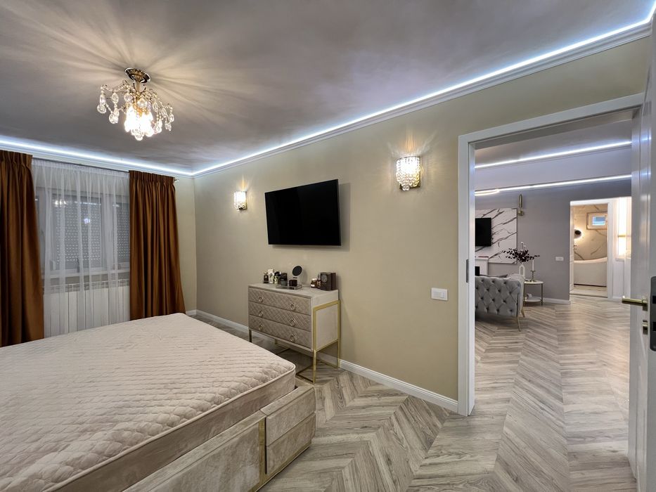 Apartament 3 camere confort 1 decomandat