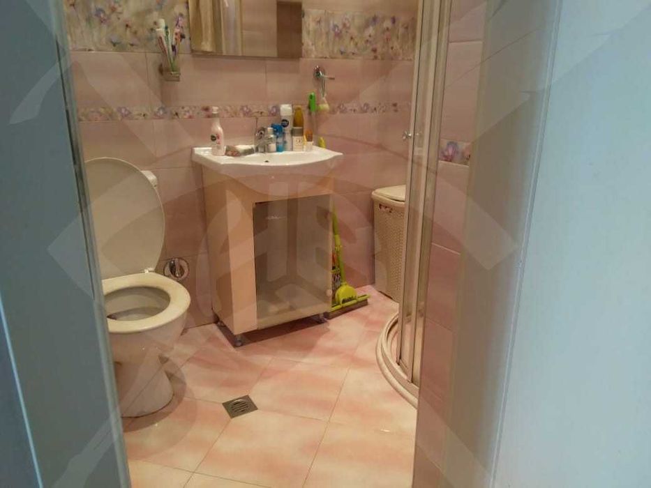 Продава се Многостаен апартамент в Пловдив, Център - 136 кв.м за 1839 €/кв.м - Снимка #2