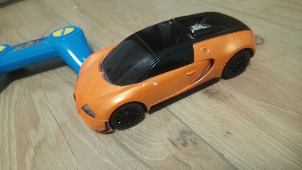 MAISTO RASTAR 2 ДВЕ радиоуправляеми коли