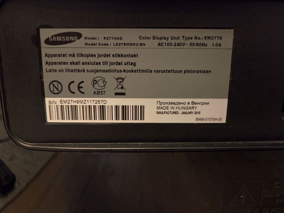 Телевизор/Монитор Samsung  SyncMaster  P2770HD