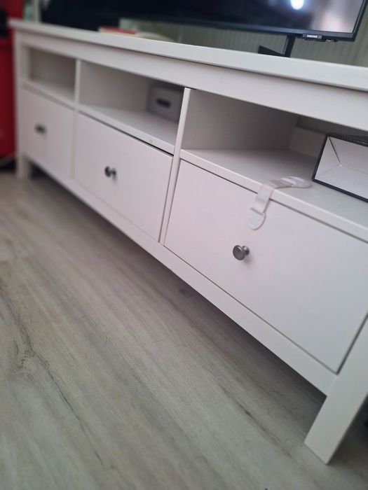 Тумба -комод TV IKEA Sweden