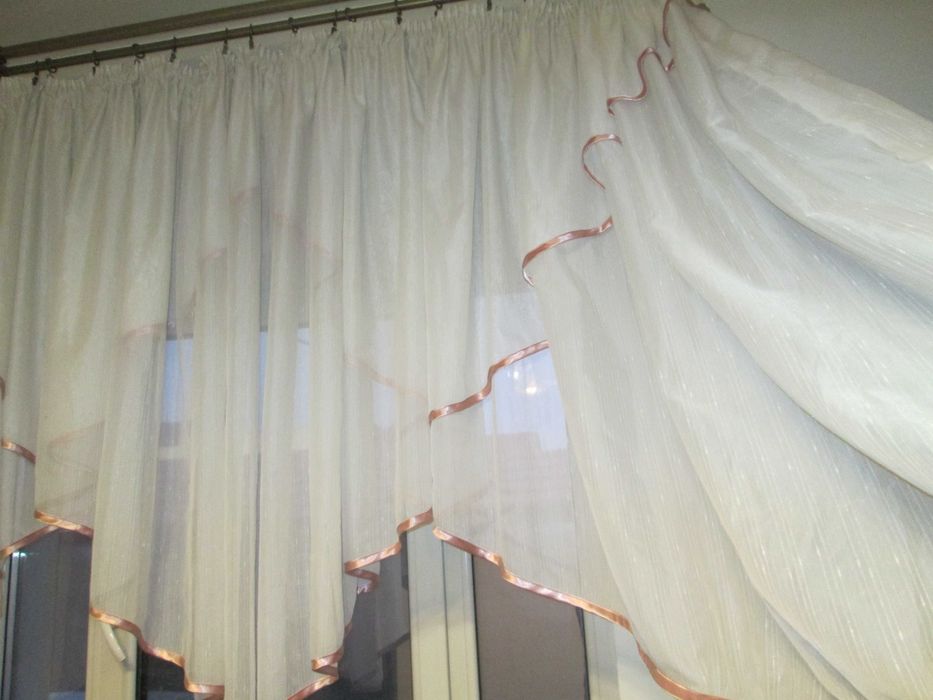 perdea scurta deosebita