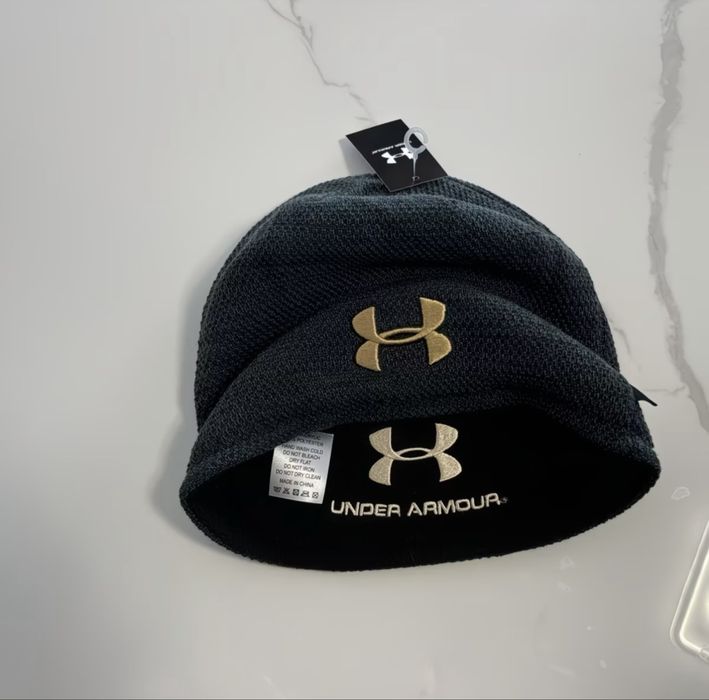 Шапка UNDER ARMOUR очень удобная
