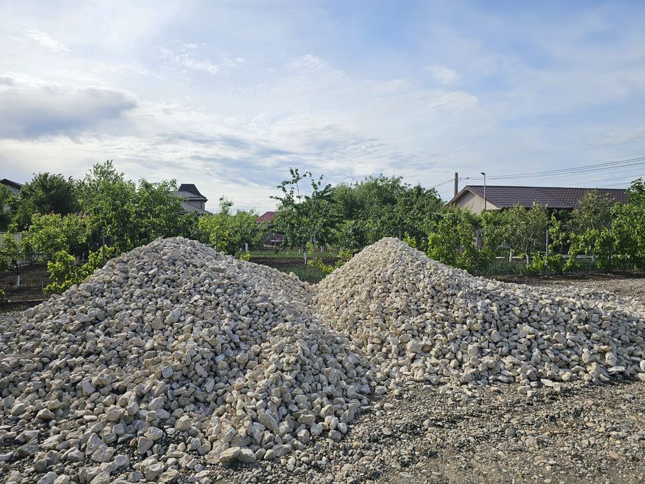 Vând Piatră Spartă Calcar.