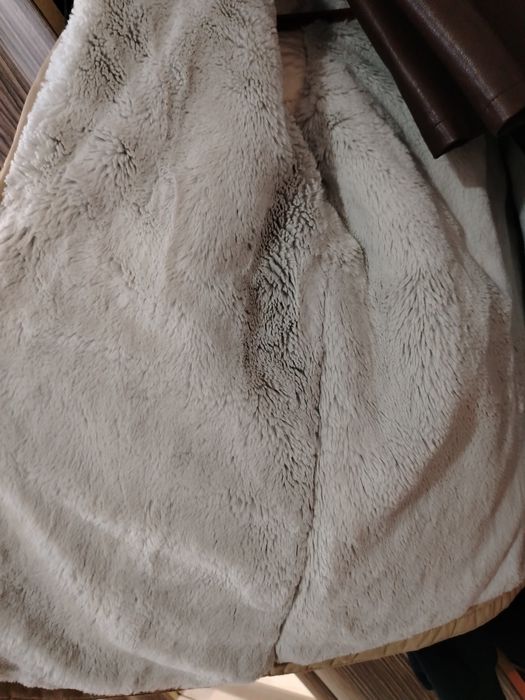 Продам зимнию куртку