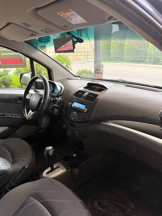 Продам спарк в хорошем состоянии не крашенный.Кому интересно звоните .