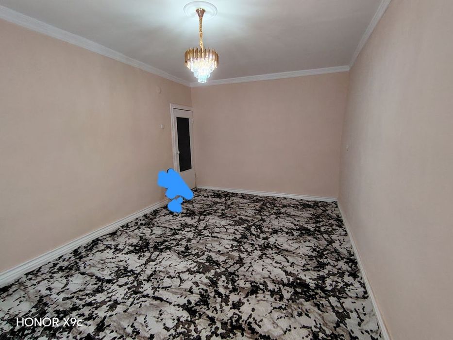 3xona 3 etaj o'rta padezda 8mik 440mln