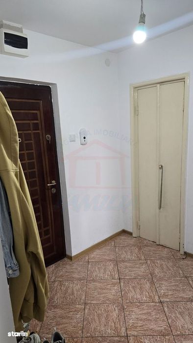 Apartament Cu 3 Camere De Vânzare – Micro 17