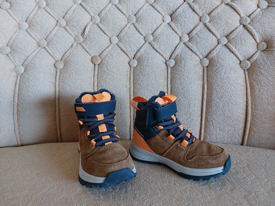 Продавам детски ботуши Quechua Waterproof