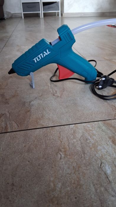 Пистолет за топъл силикон ТОТАЛ - 100W