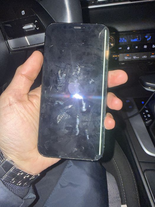 Продам Iphone 12 Pro (128gb)