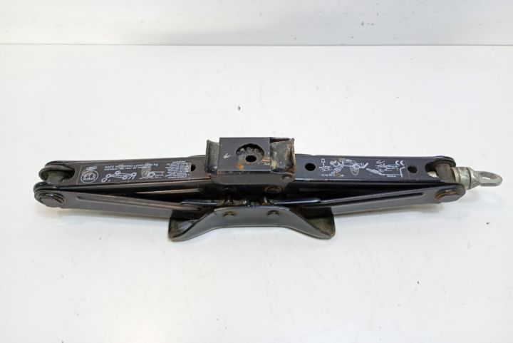 Cric Ford Transit a 3-a generatie