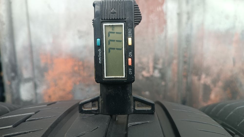 225/45/17 Continental