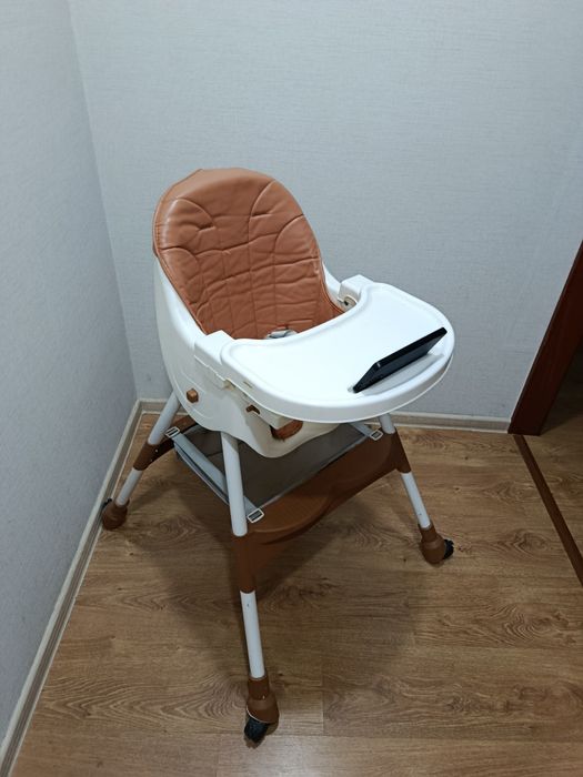 Продам стульчик для кормления!