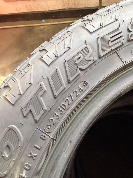 Гуми 235/65R17 Toyo
