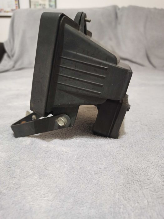 Proiector halogen puternic