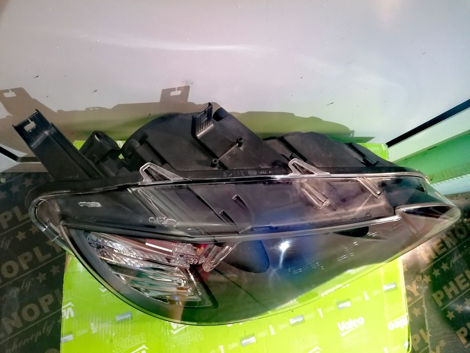 Фар Фарове за БМВ Х6 Е71 Е72 Х5 М Е70 / BMW X6 E71 E72 X5 M E70 US Lci