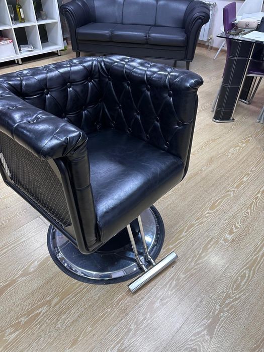 Кресло парикмахерское