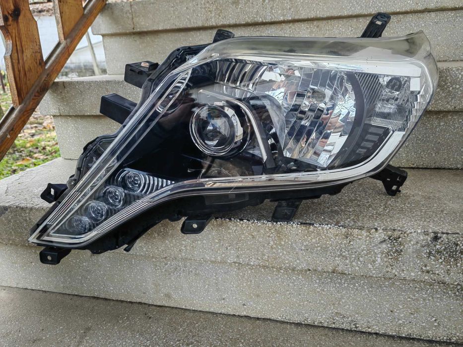 Фар Toyota Land Cruiser LED Ляв / Фар Cruiser Оригинален